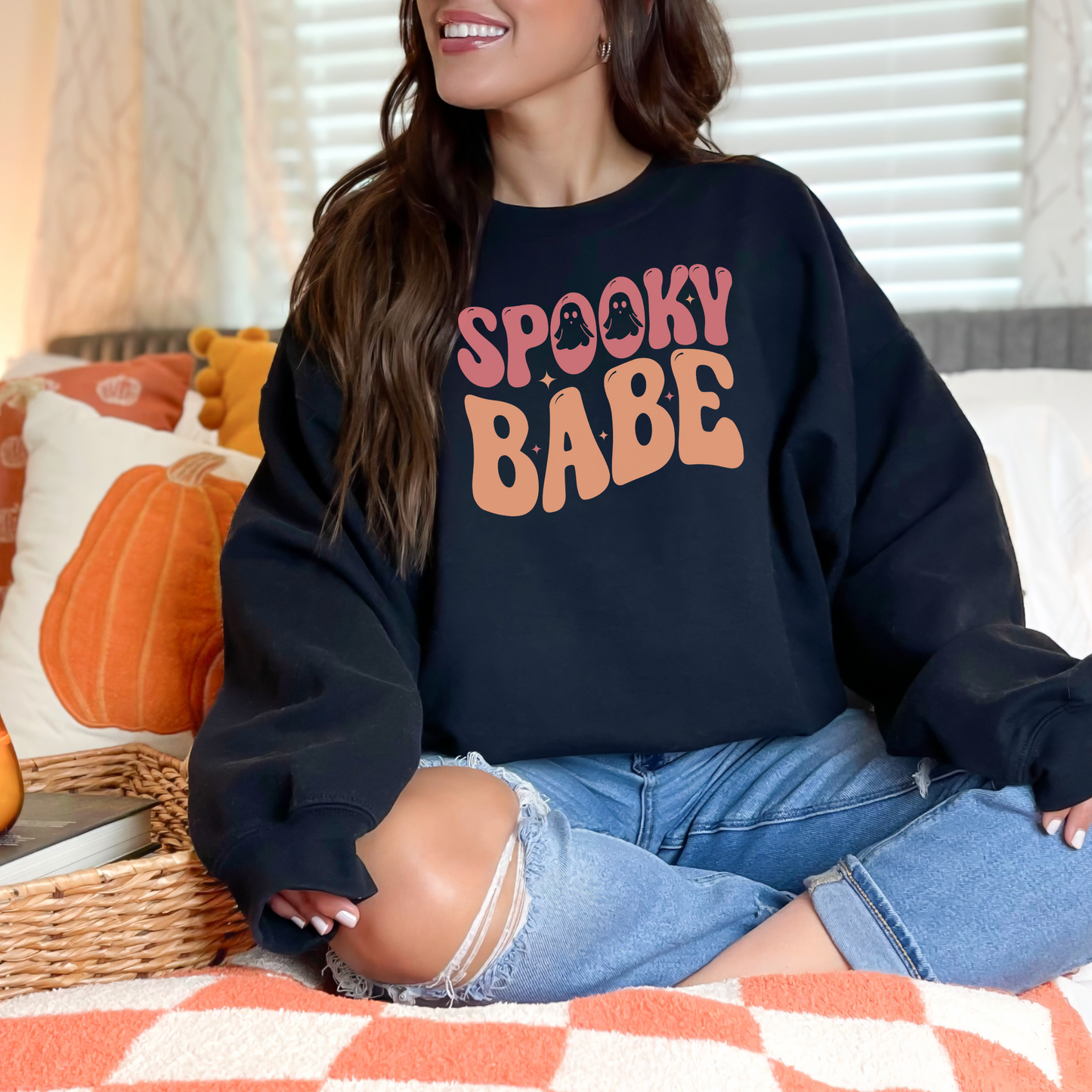 Spooky Babe Halloween Ghost Unisex Heavy Blend™ Crewneck Sweatshirt