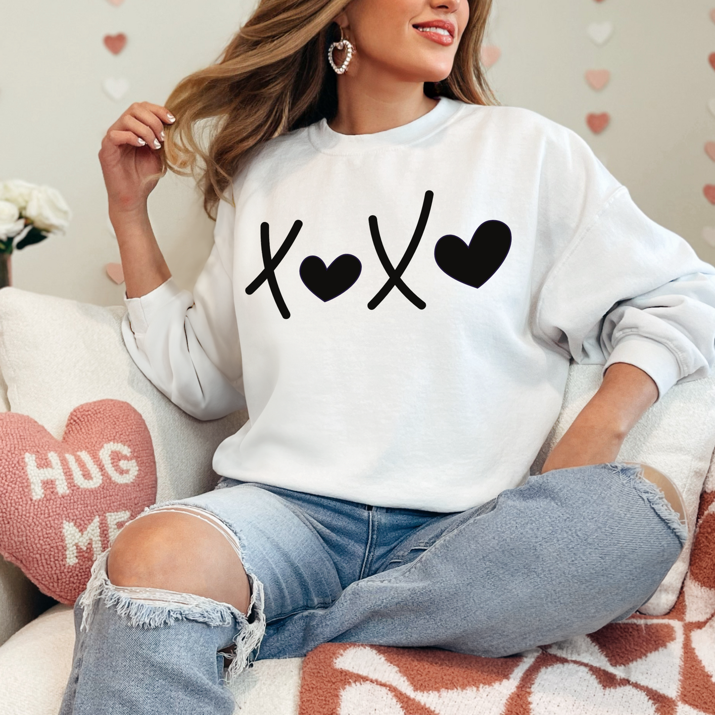 XOXO Heart Unisex Heavy Blend™ Crewneck Sweatshirt